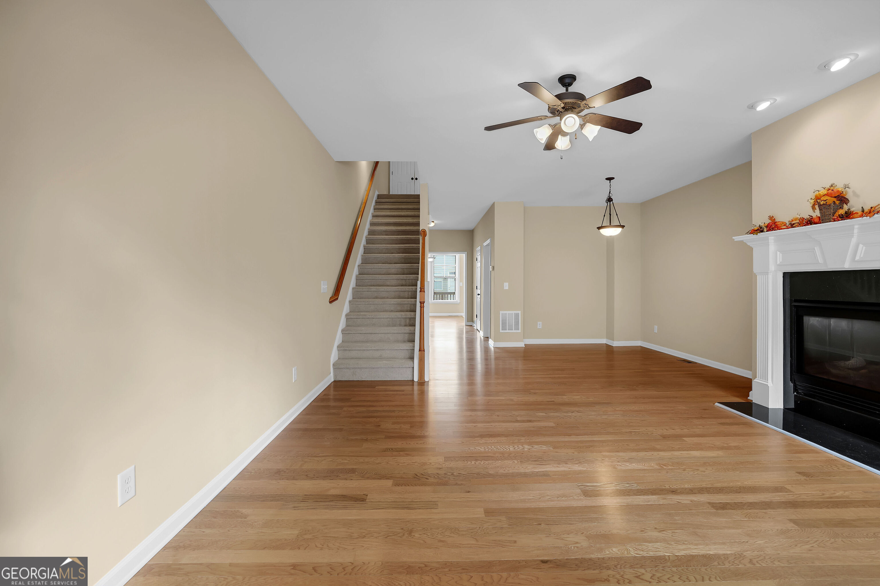 4416 Village Field PL