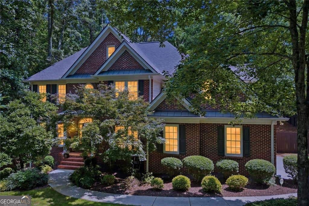 Photo of 725 Quarterpath Lane, Alpharetta, GA 30004 (MLS # 10780926)