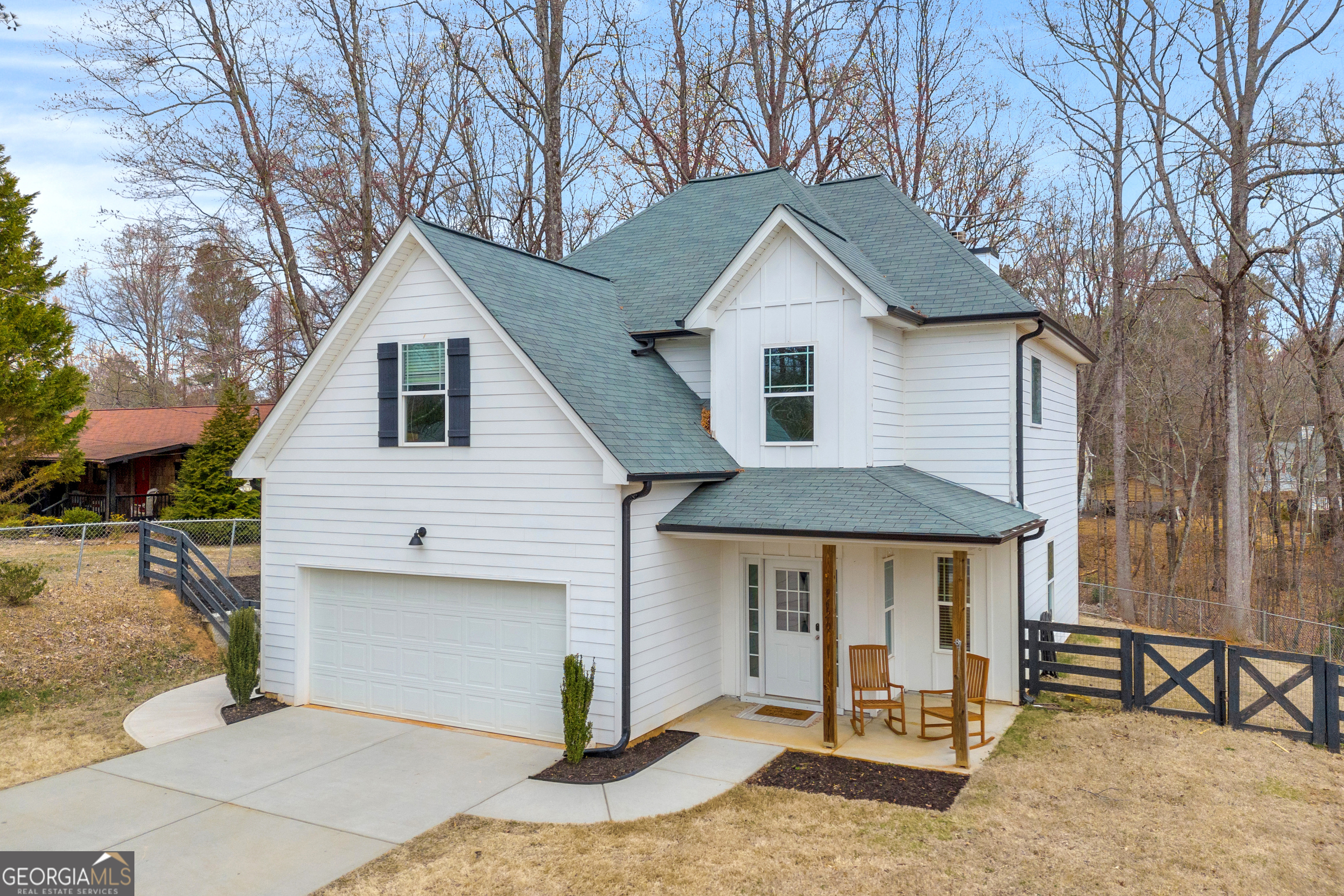 9620 Manor LN