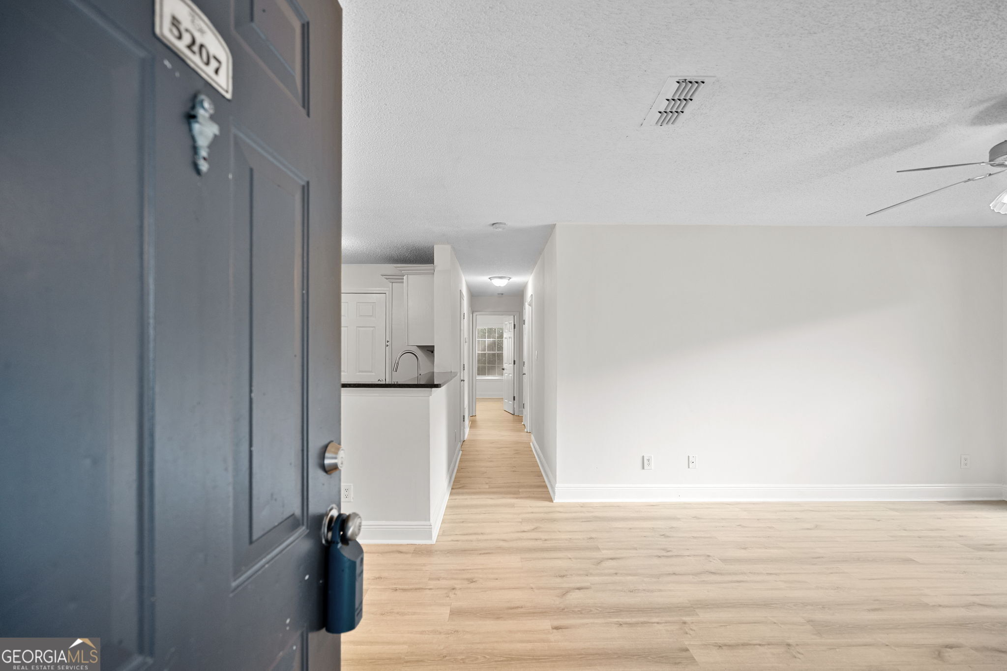 5207 Santa Fe PKWY