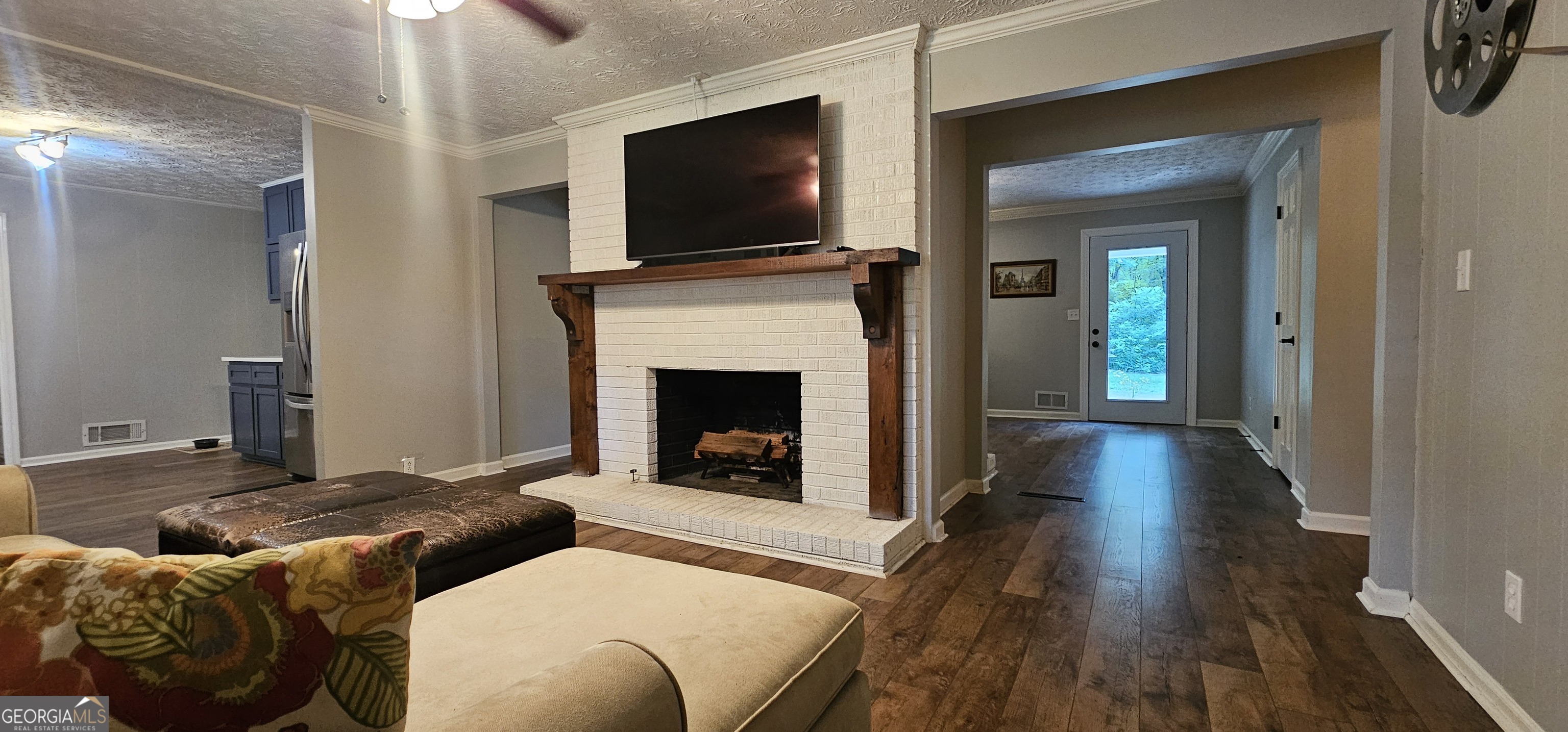 1541 Highway 81 W