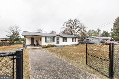 Photo of 195 Wimberly Drive, Jeffersonville, GA 31044 (MLS # 10655368)