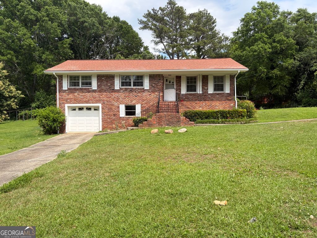 Photo of 322 West Avenue, Jonesboro, GA 30236 (MLS # 10768731)