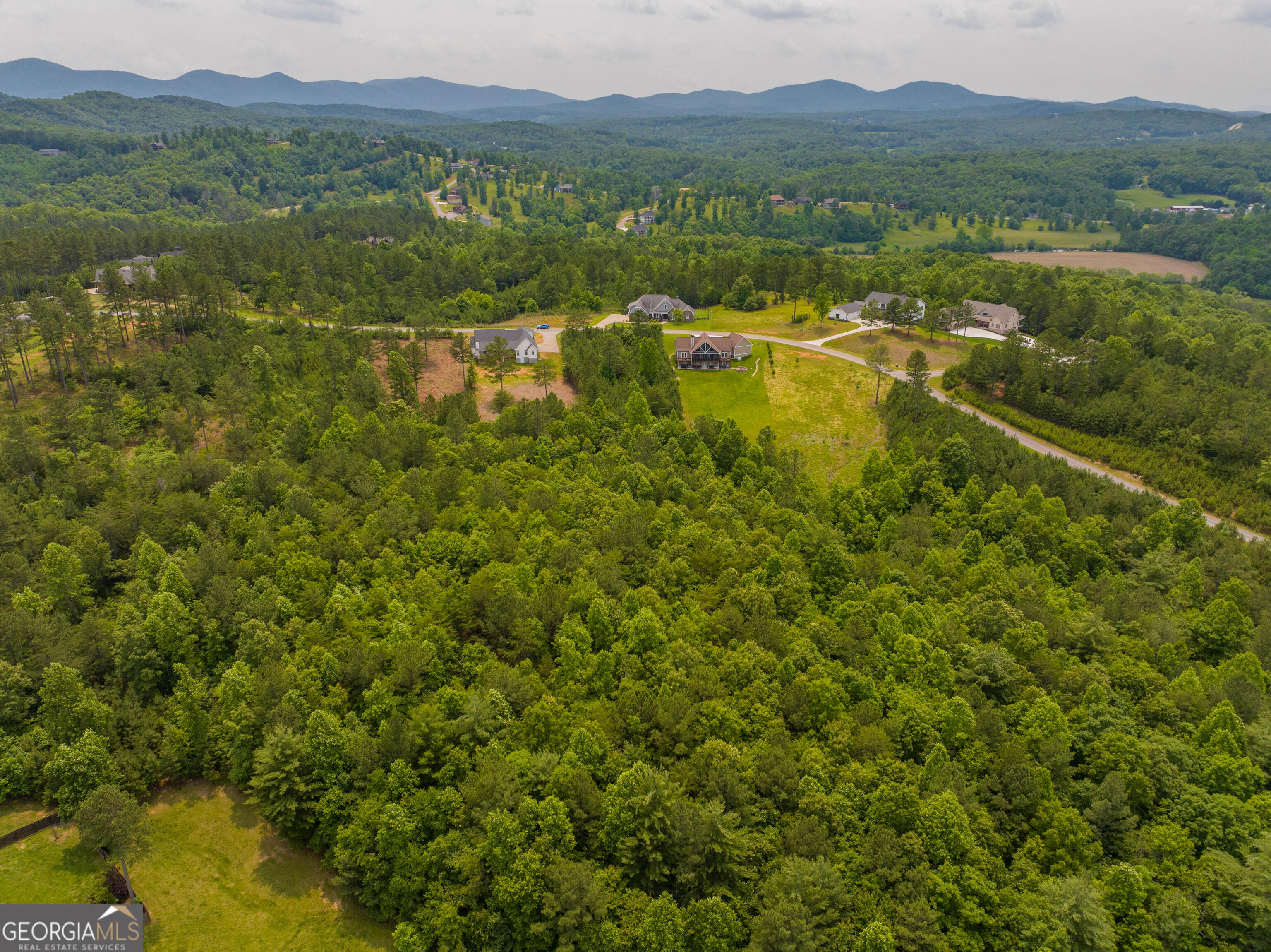 1146 Ridge Pointe WAY