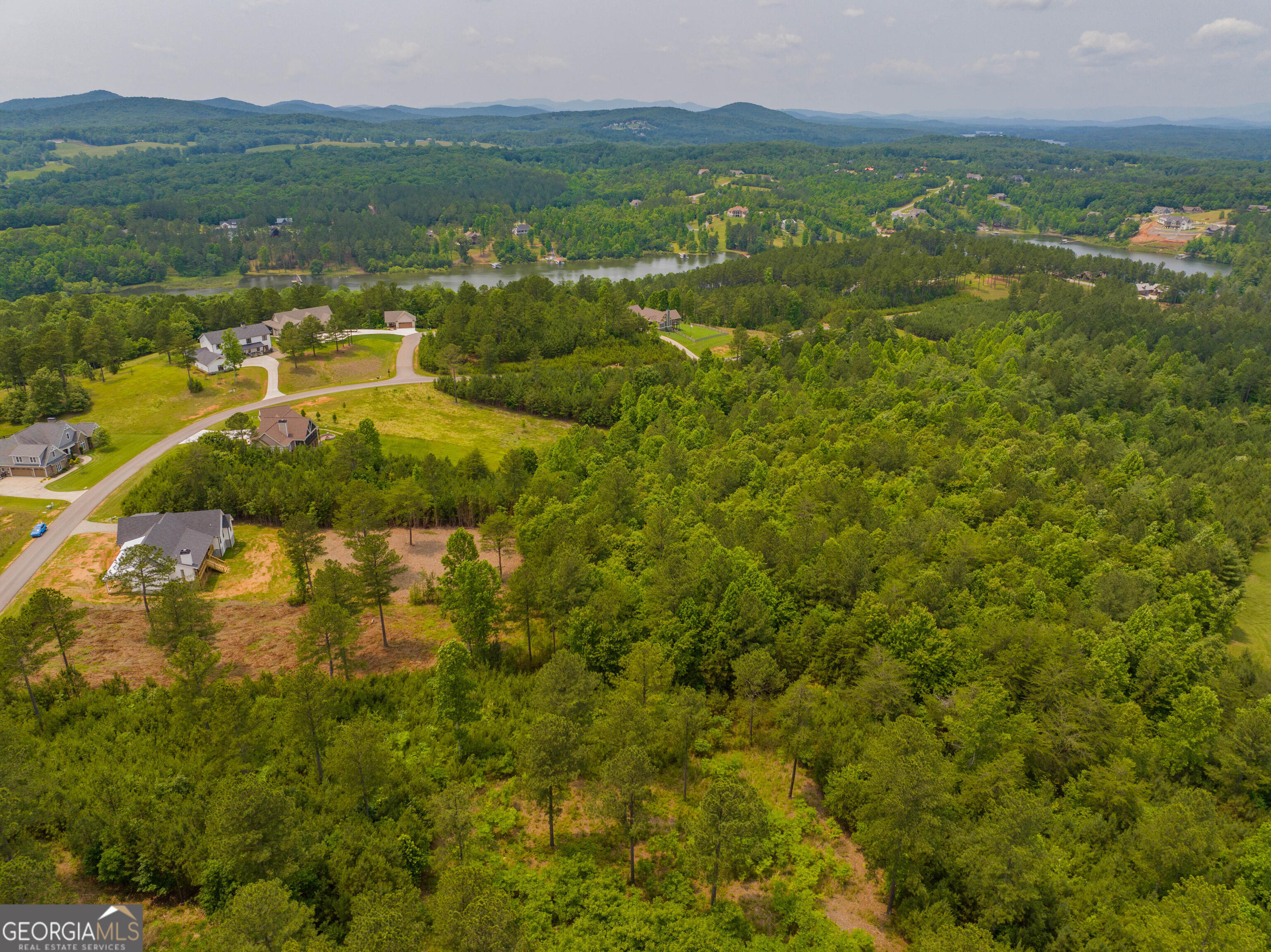 1146 Ridge Pointe WAY