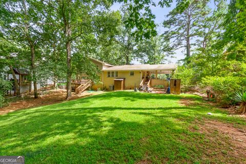 A home in Douglasville