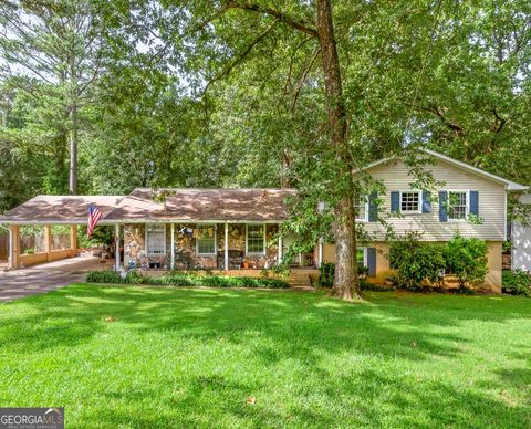 A home in Douglasville