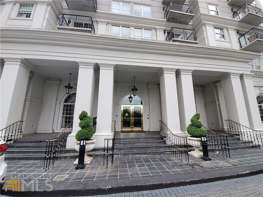 A must see at the beautiful Mayfair Renaissance. amazing views from Piedmont Park all the way to Stone Mountain while relaxing in your bedroom and dining room. You will also have views of the Atlanta skyline from the secondary bedroom and living room. Walking distance to Piedmont Park, the Marta Station, restaurants and shops. The amenities in building includes 24/7 concierge service, movie theater, library, fitness center, clubroom , outdoor grilling area and pool. The unit has one assigned parking spot and one unassigned parking permit for the unit.