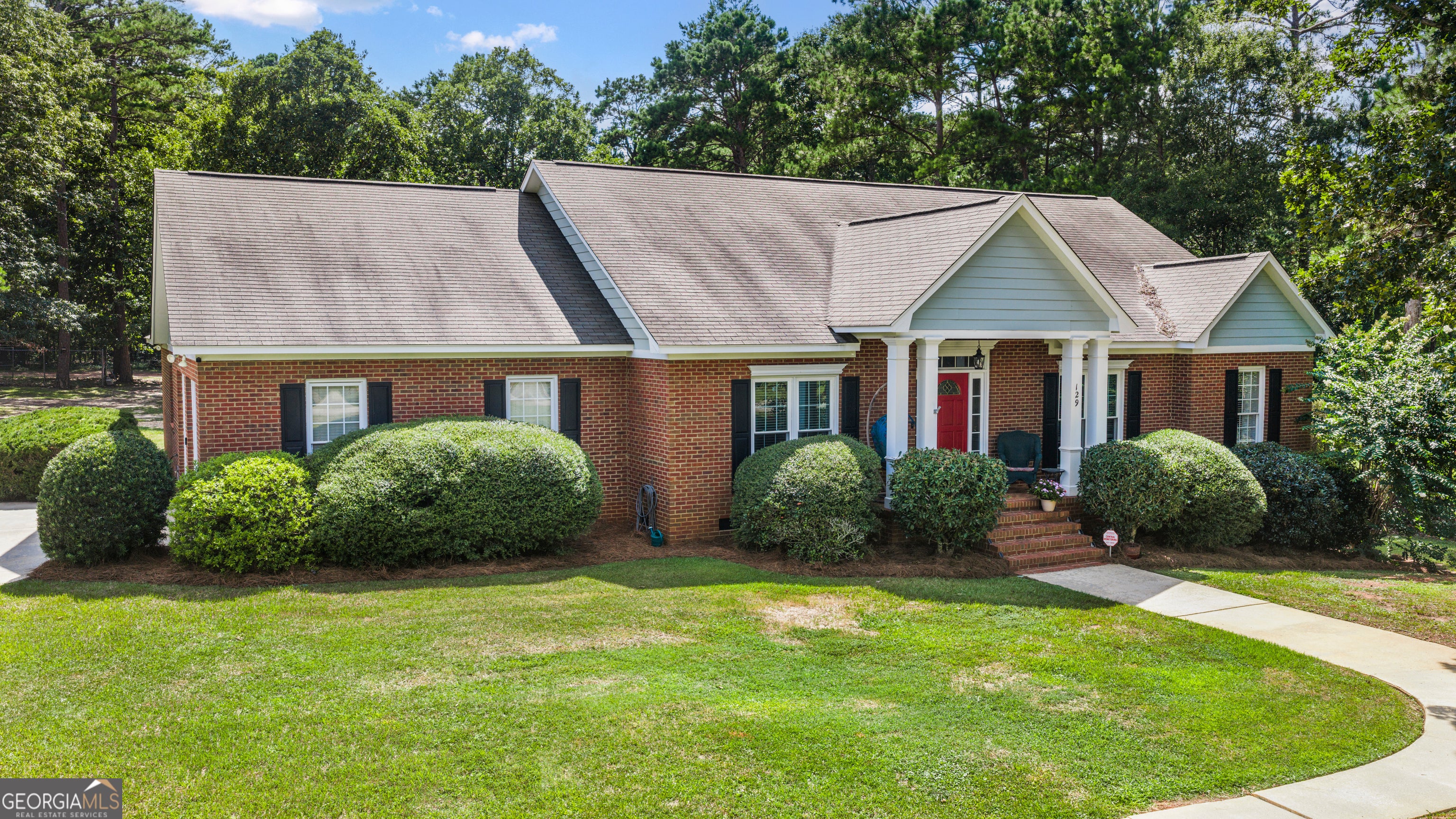 129 Larkspur DR