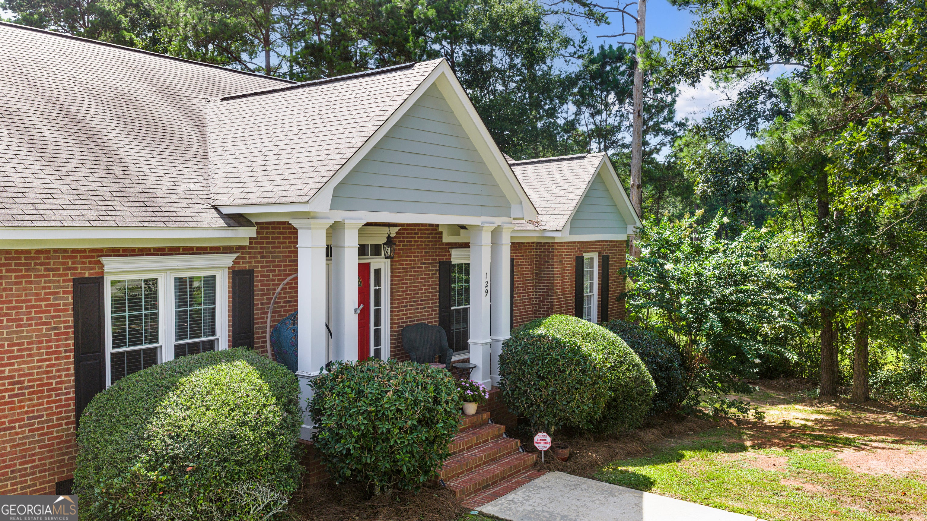 129 Larkspur DR
