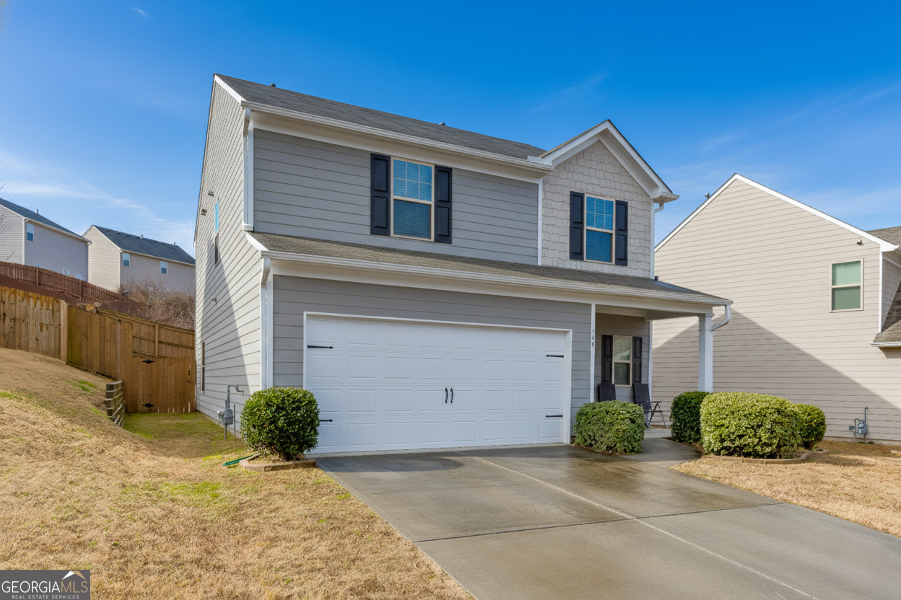 640 Independence AVE