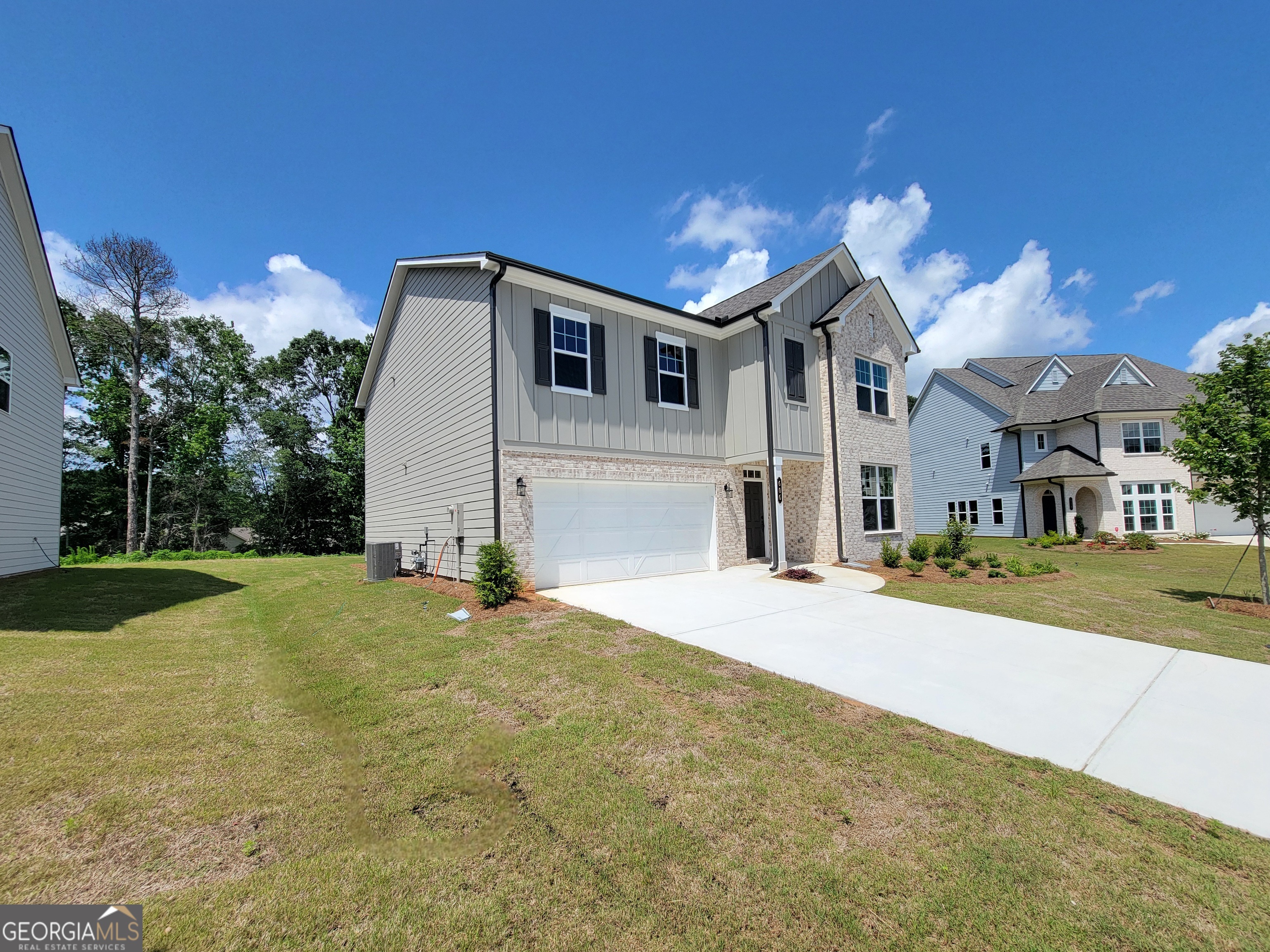 606 Silverleaf TRL