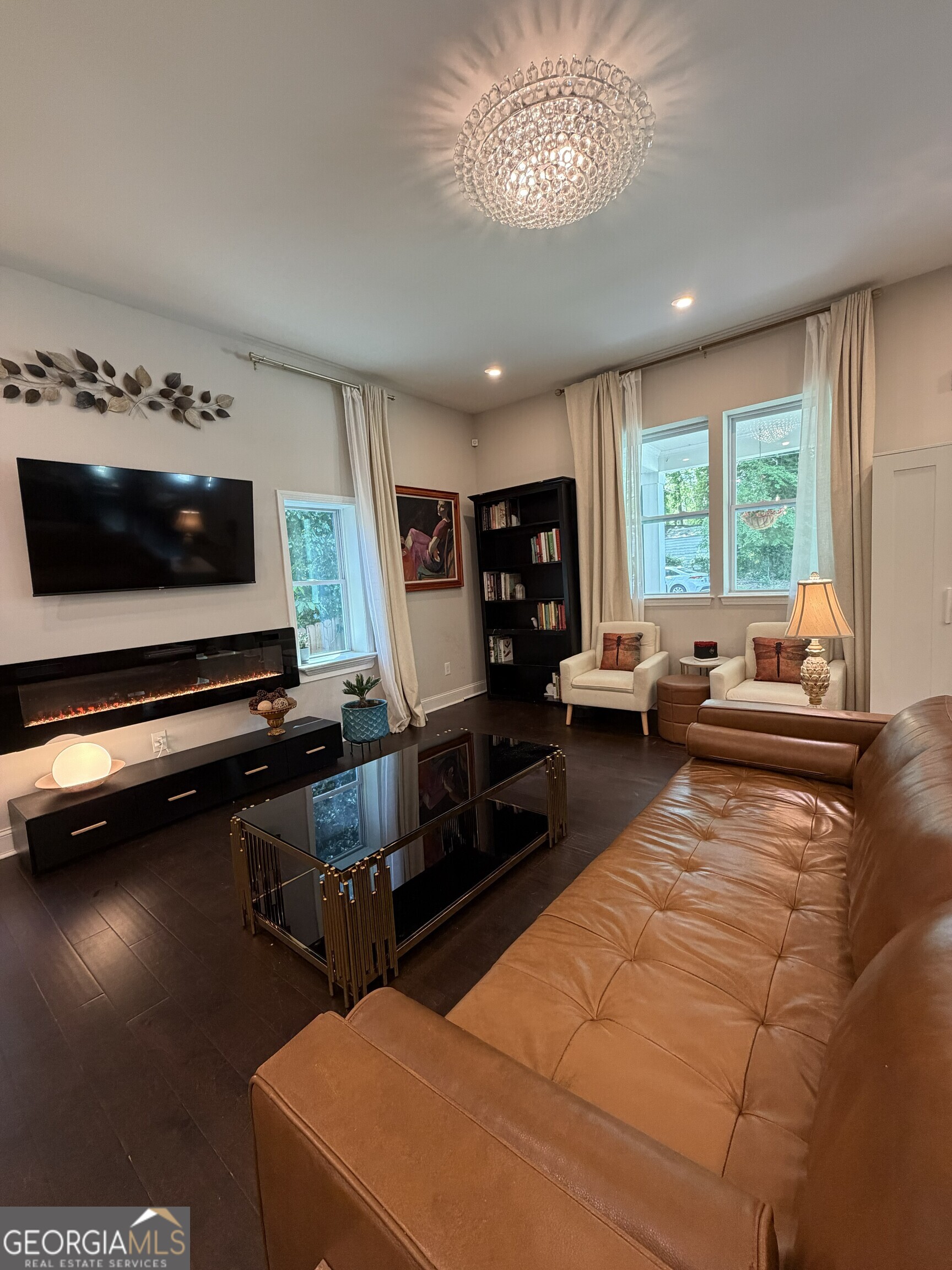 256 1st ST SW