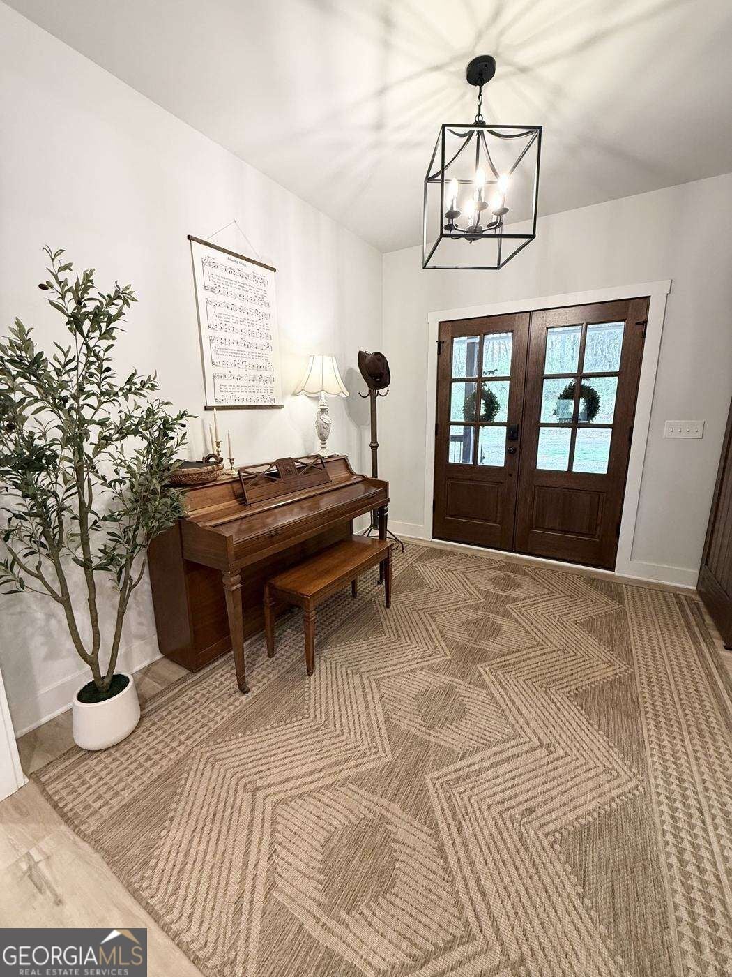 243 Sunset CIR