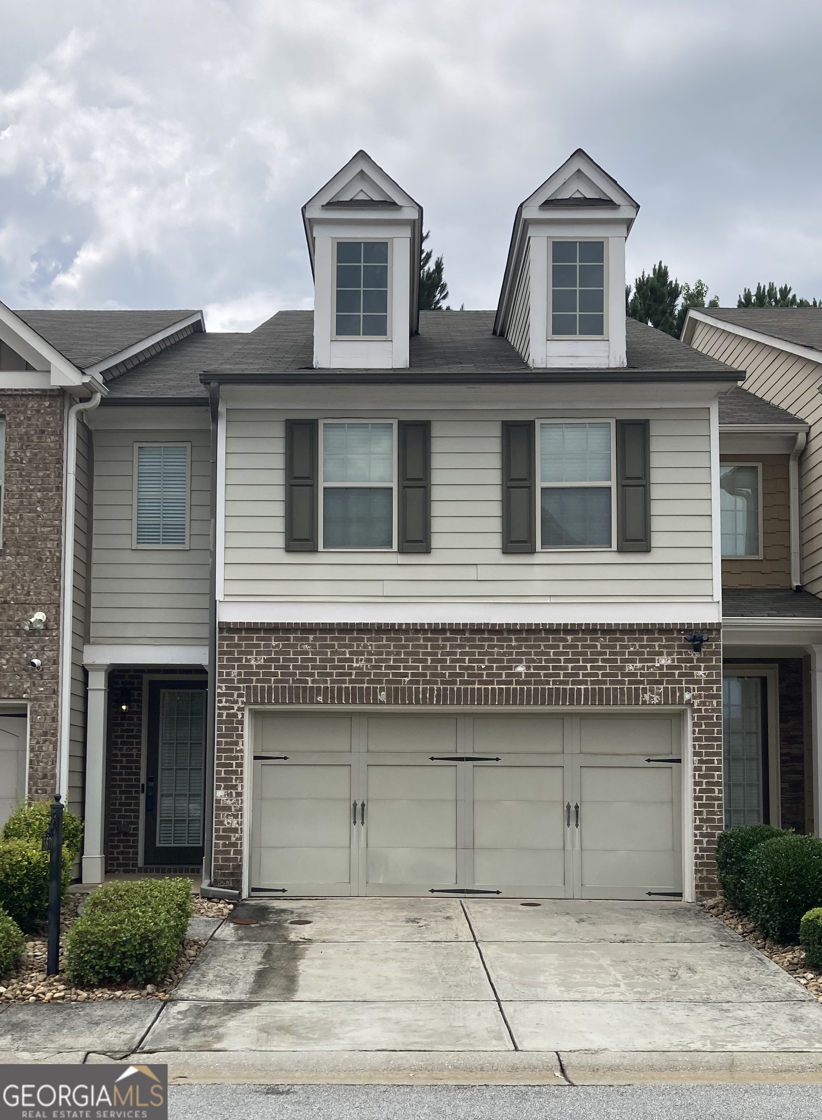 Welcome to this great move-in ready Townhouse in a wonderful Swim & Tennis community! It features an open floor plan with a fabulous kitchen; lots of cabinets and counter space. All stainless-steel appliances remain as well as the washer/dryer. Family room boasts a fireplace and bookshelves with a coffered ceiling, wood flooring thru-out the first floor and all window blinds remain. All electric! 3 bedrooms / 2.5 baths. Upstairs is carpeted and has a separate large great room/loft/playroom and large laundry room. Seller has two security systems: ADT burglary alarm for all windows and entrances and a Ring Camera System with motion activated flood lights and camera, front and back. Both systems will remain and can be activated with your own accounts. Fully fenced backyard! HOA fees are $150/month and pay for siding and roof maintenance, termite bond, interior pest control, in addition to swim and tennis!