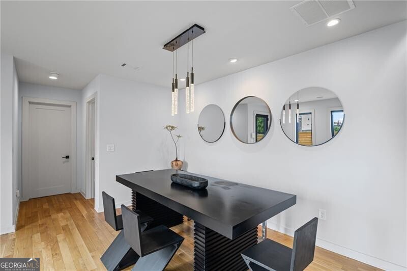 54 Boulevard SE