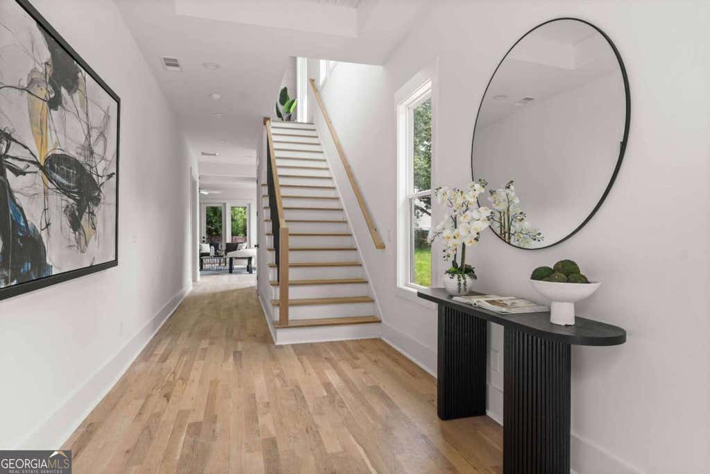 Photo of 31 Walthall ST SE, Atlanta, GA 30316 (MLS # 10829237)