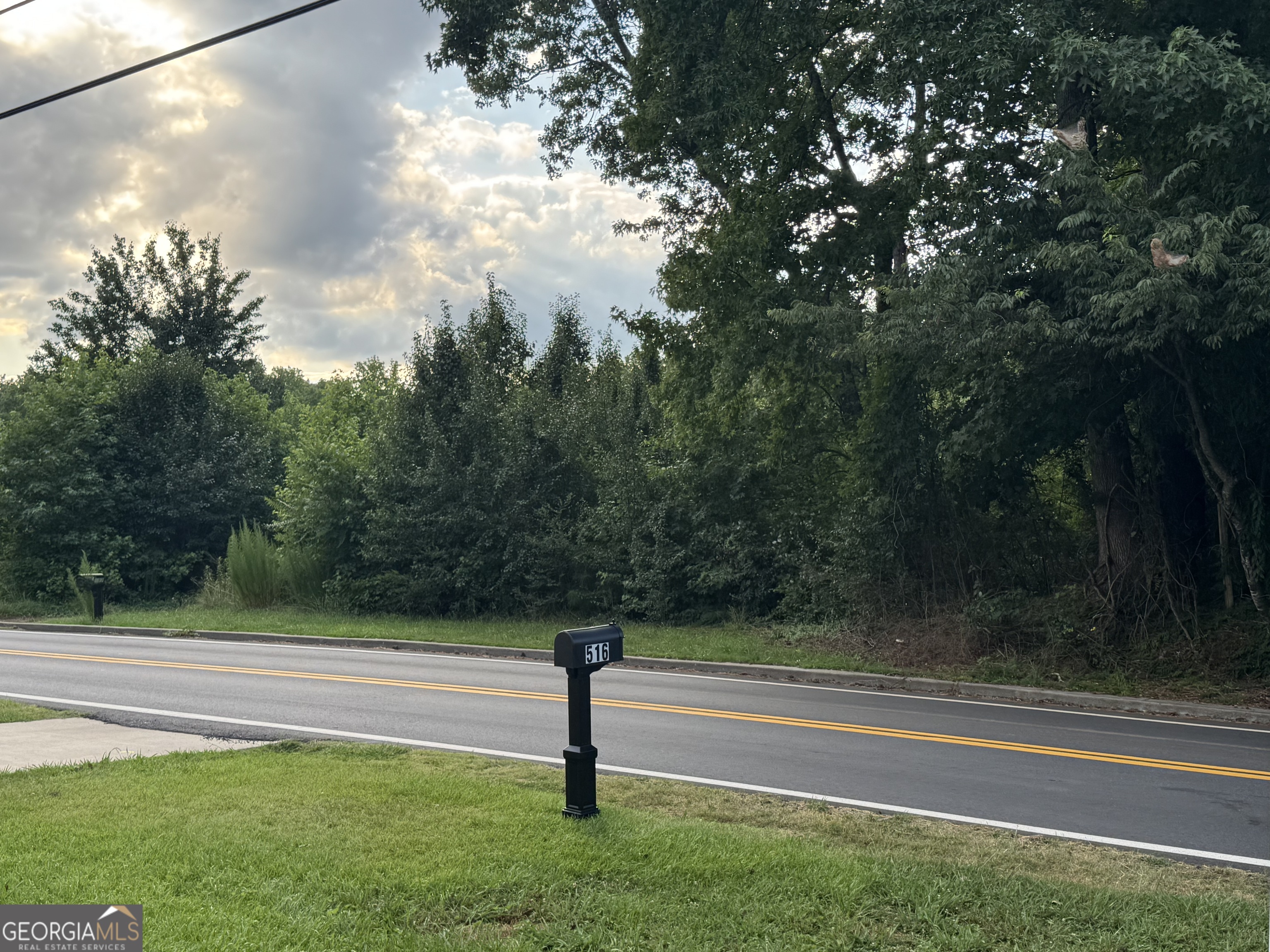 516 Kelly Mill RD