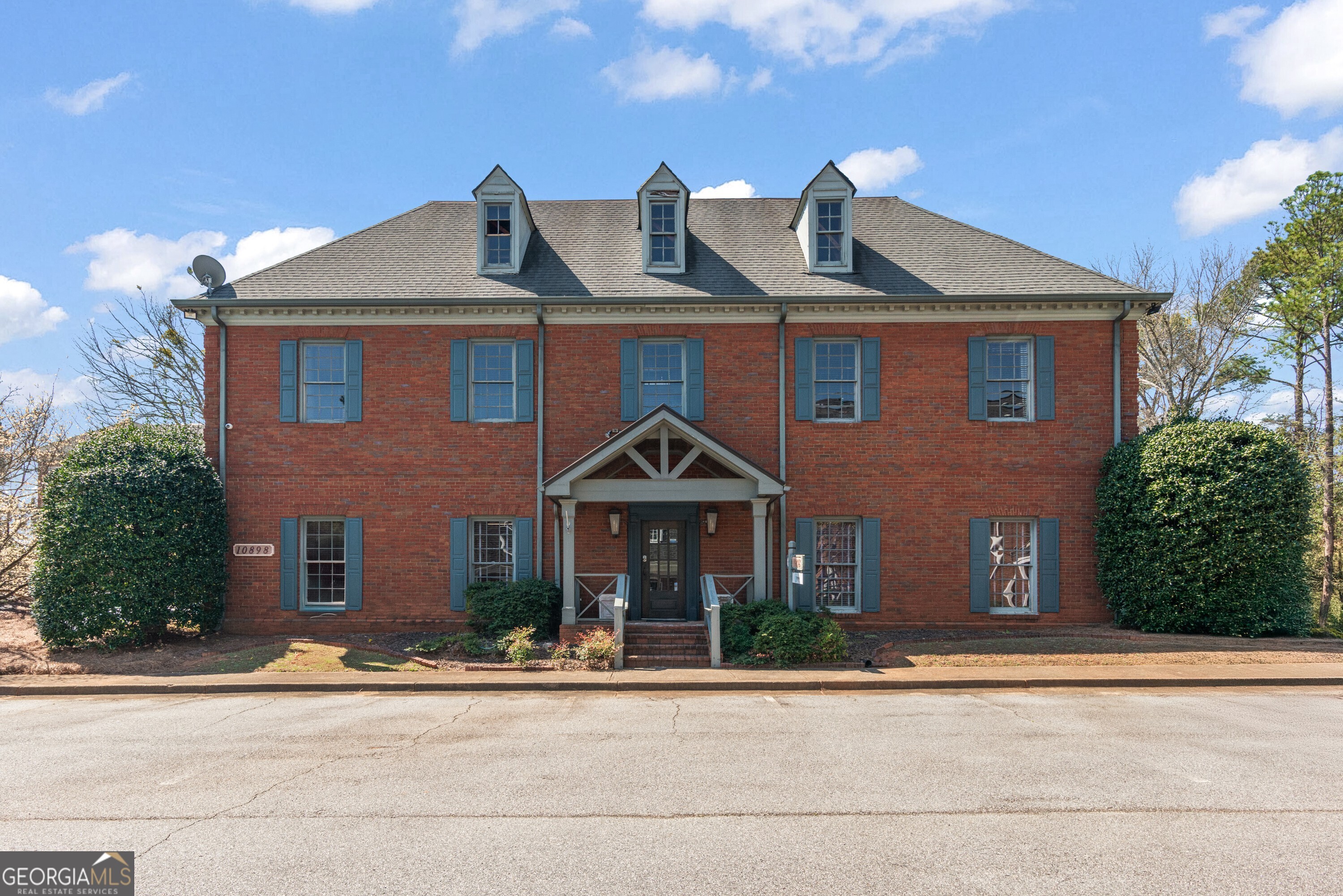 10898 Crabapple RD 202