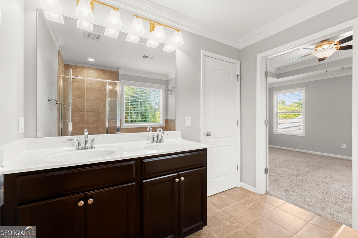 Smyrna, Georgia 30082, United States, 2 Bedrooms Bedrooms, ,4 BathroomsBathrooms,Residential,Active,223788