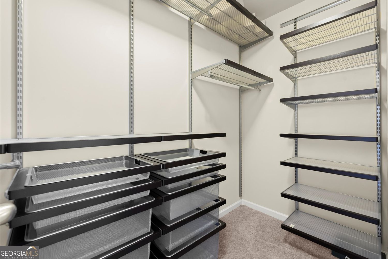 Smyrna, Georgia 30082, United States, 2 Bedrooms Bedrooms, ,4 BathroomsBathrooms,Residential,Active,223788