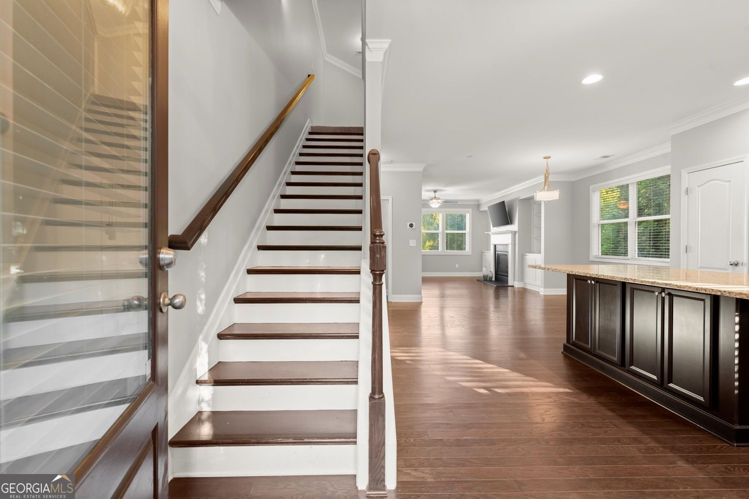 273 Aventine LN