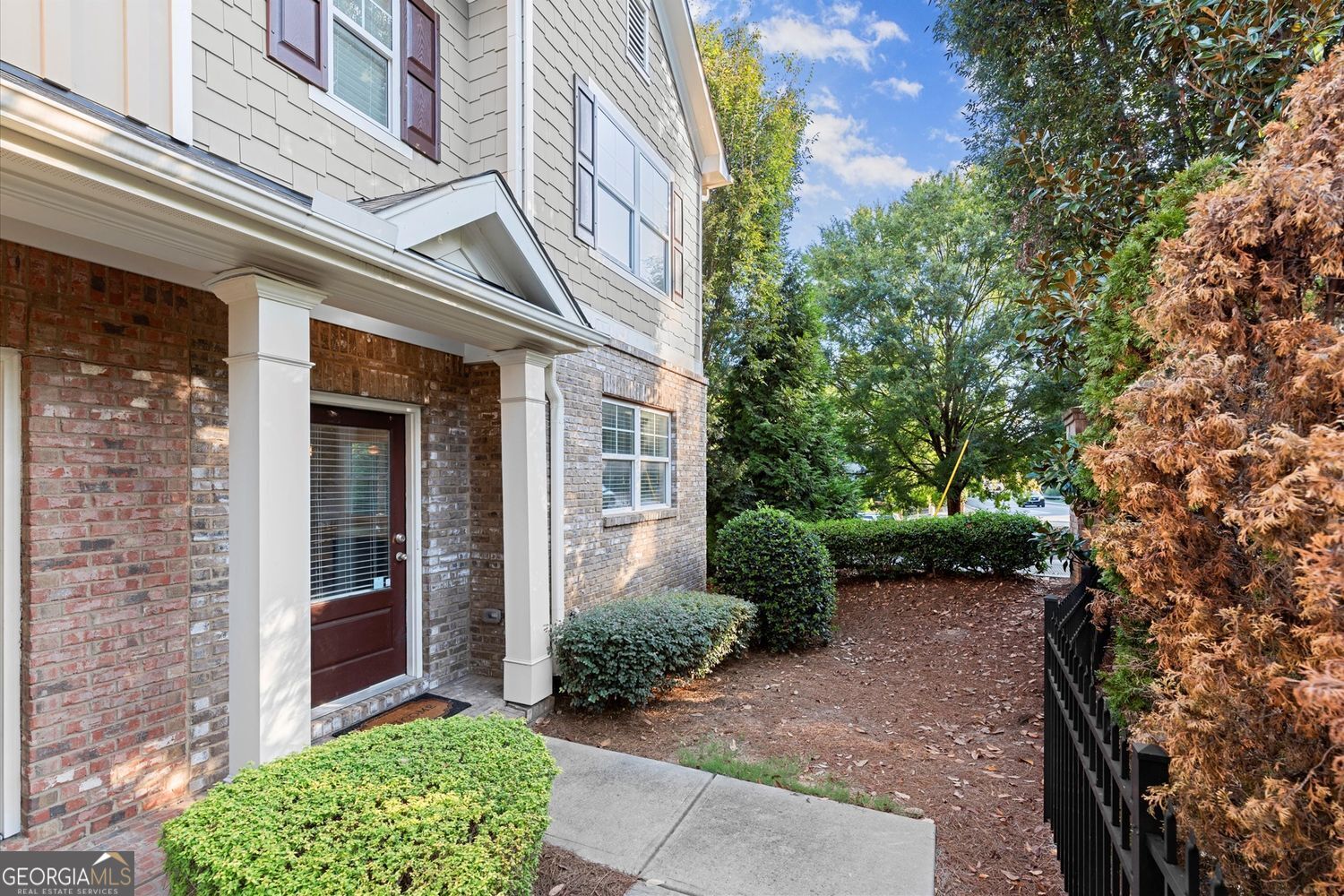 273 Aventine LN