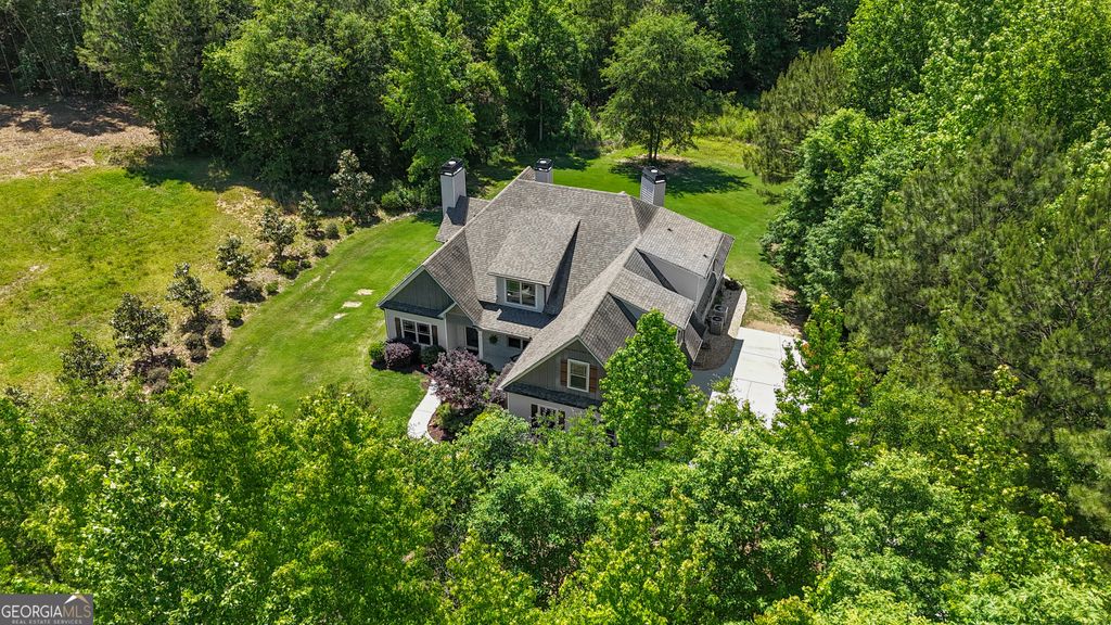 Photo of 775 Vaughn Road, Newnan, GA 30265 (MLS # 10766392)