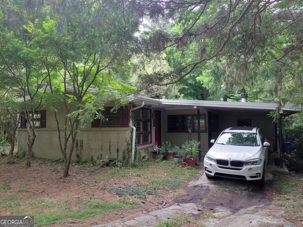 Photo of 2006 Audubon Drive NE, Atlanta, GA 30329 (MLS # 10756328)