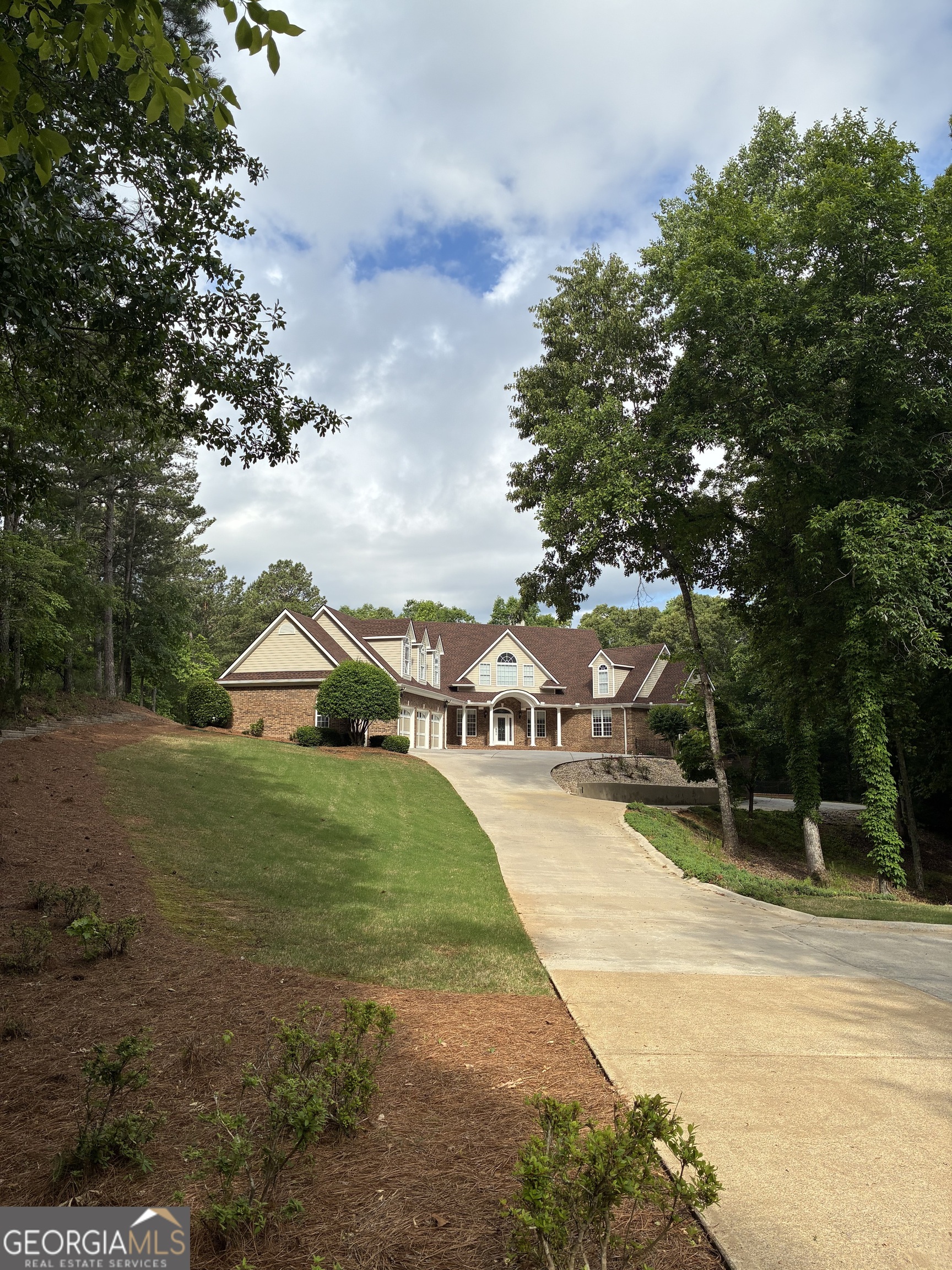 5039 Liberty RD