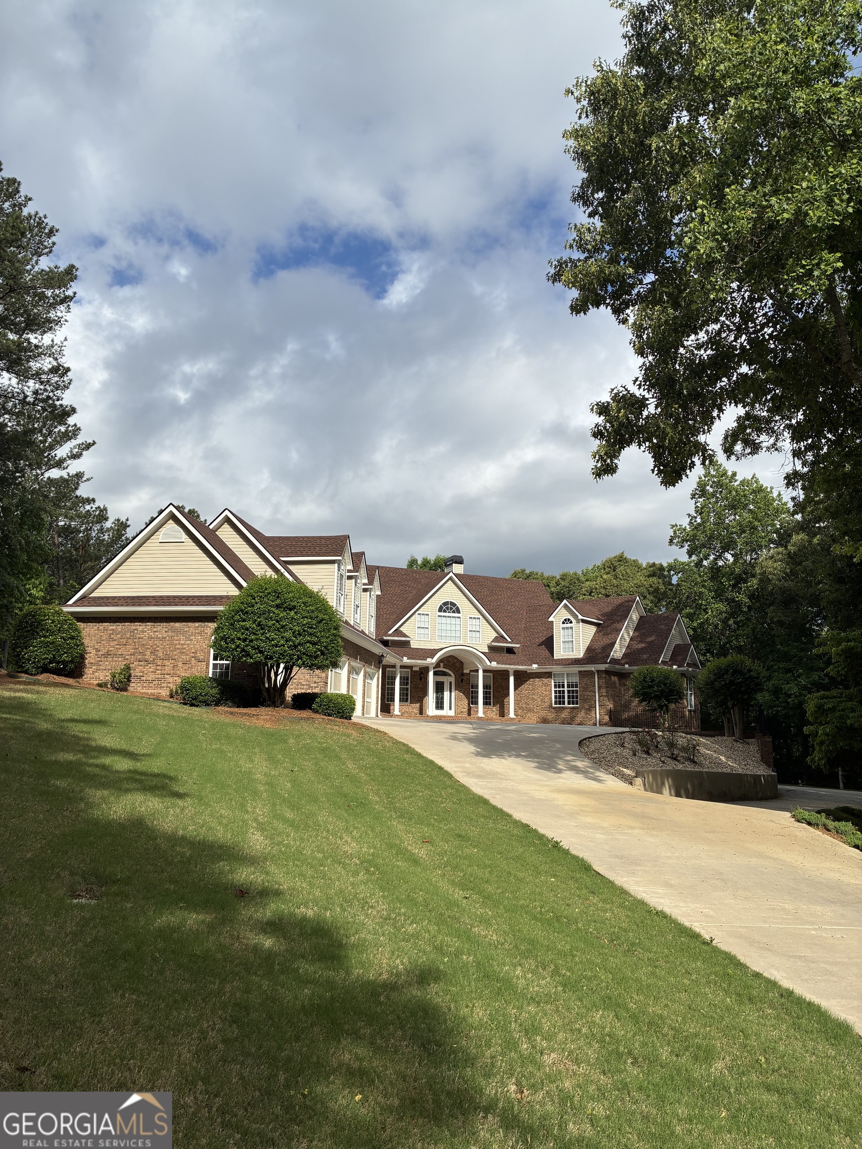 5039 Liberty RD