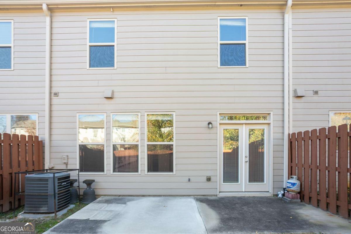 Whiteoak Preserve - Residential Lease