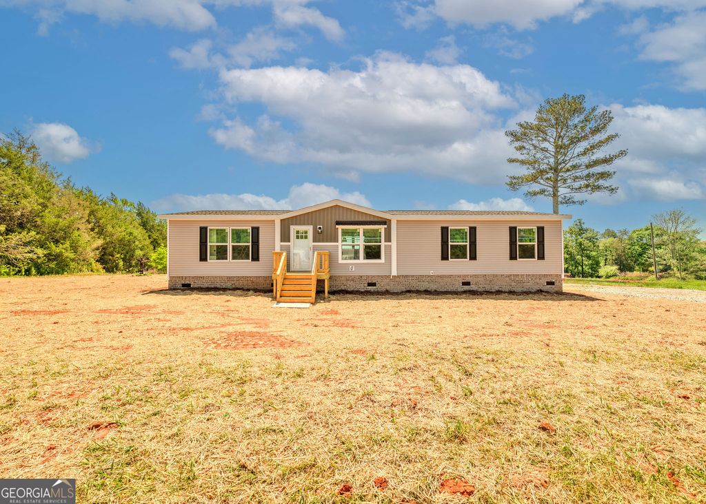 Photo of 411 Griffin Road, Martin, GA 30557 (MLS # 10737054)