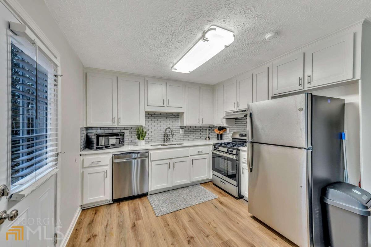 Forrest Estates - Residential Lease