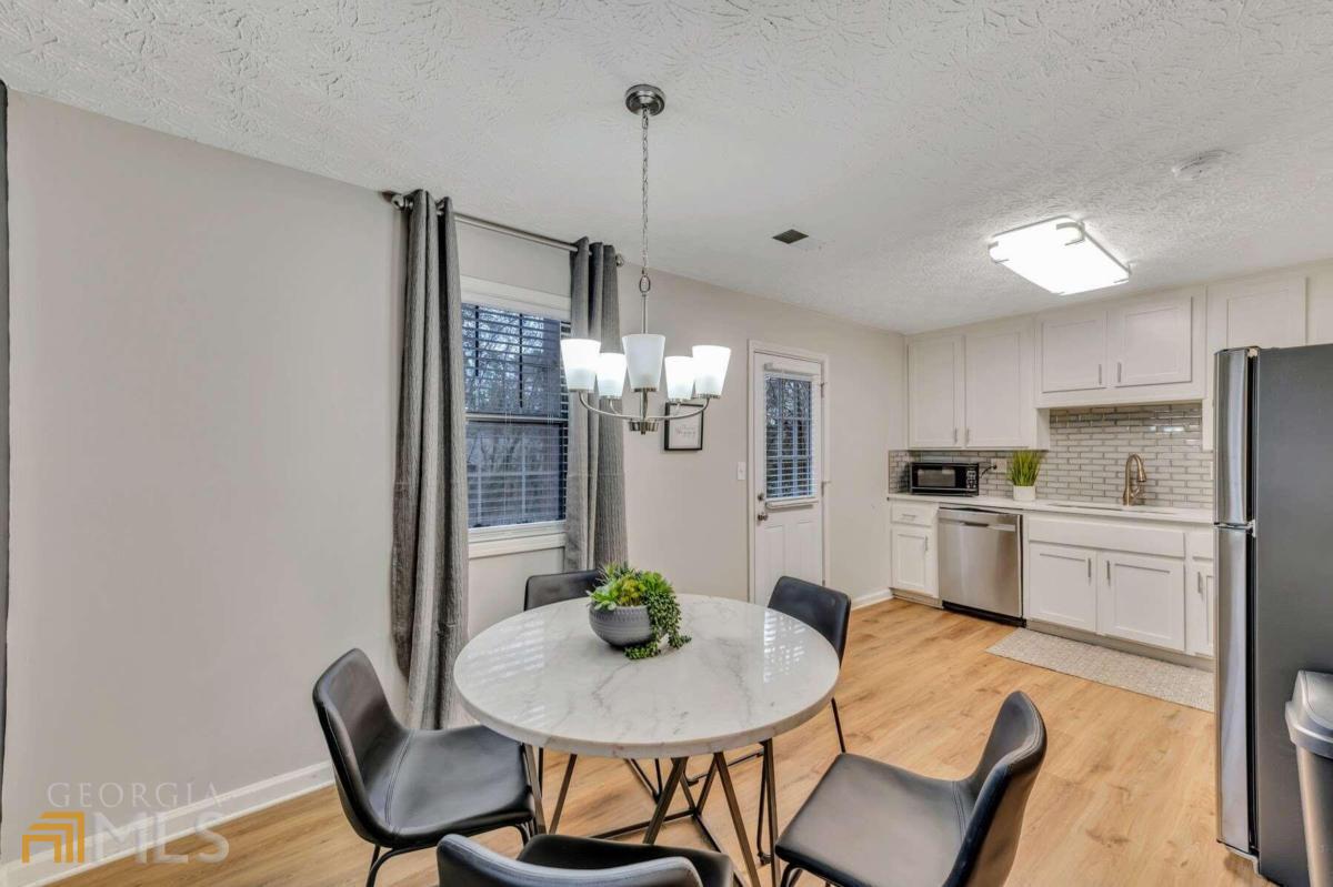 Forrest Estates - Residential Lease