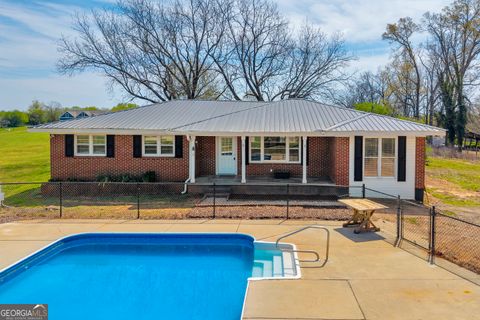 821 Highway 323 Gillsville GA 30543