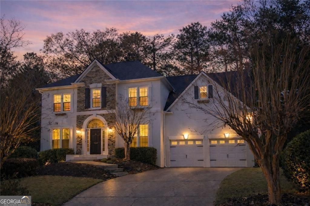 2592 White Aster LN