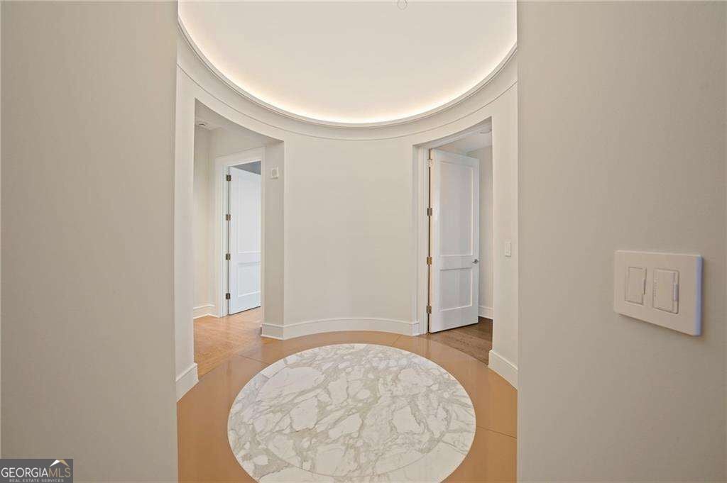 Photo of 3376 Peachtree Road NE #44B, Atlanta, GA 30326 (MLS # 10869936)