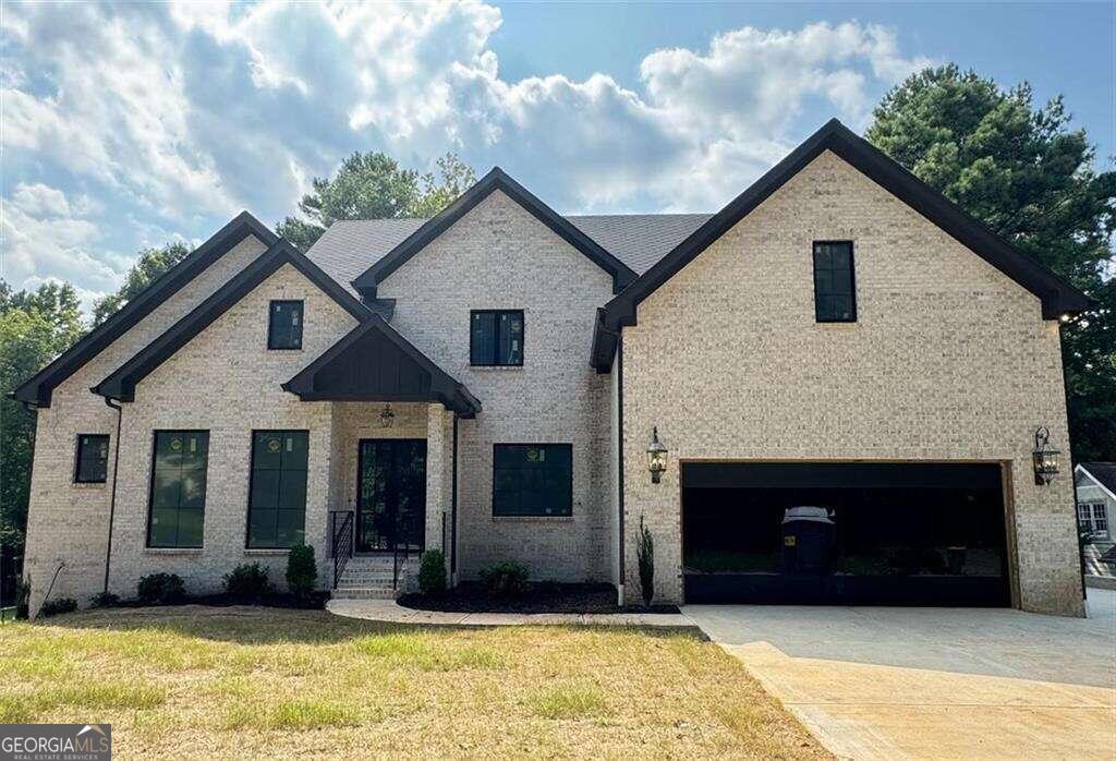 3562 Clubland DR