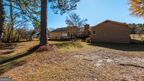 A home in Fort Valley