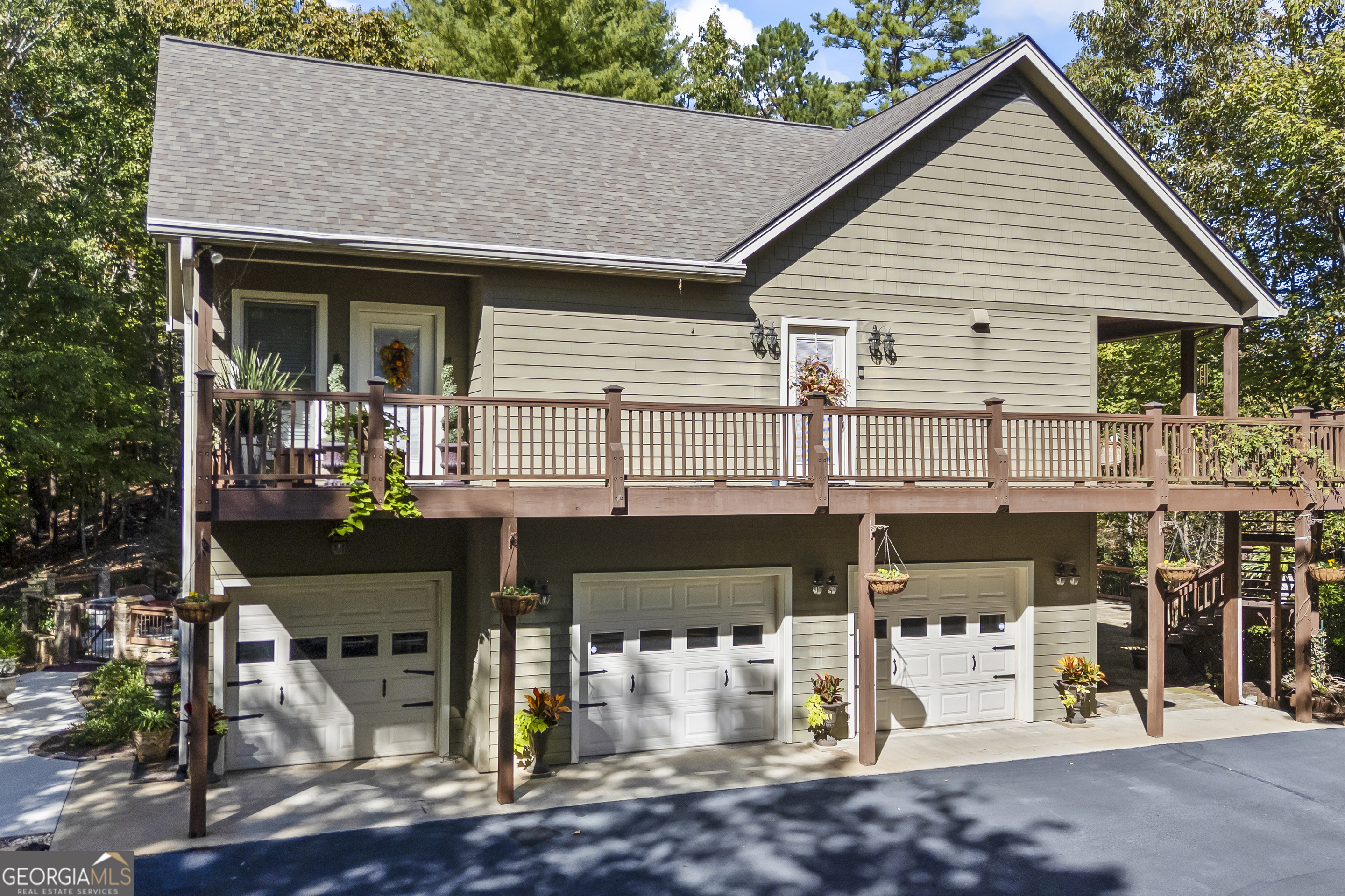 159 Zeppelin Strasse