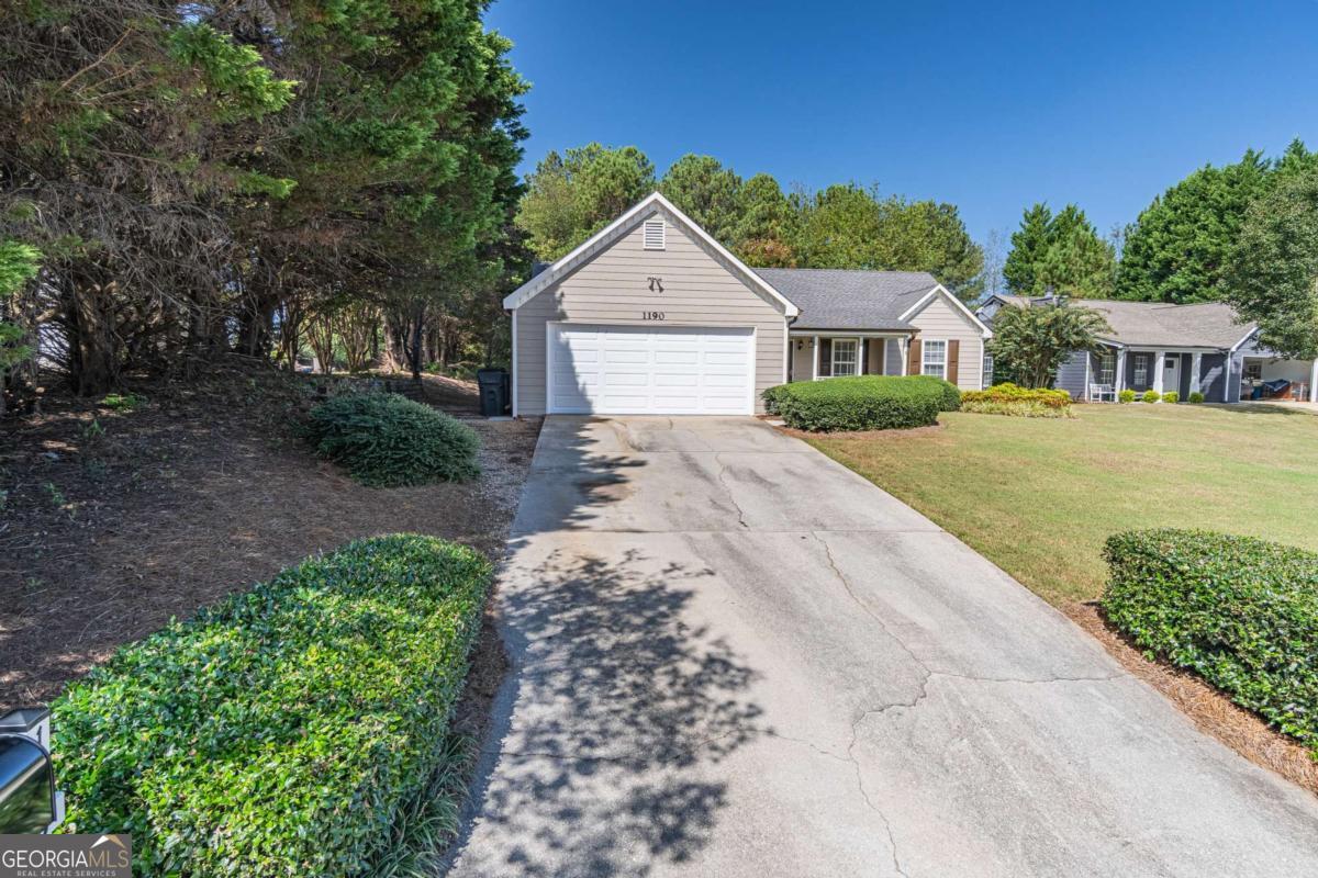 1190 Mercury DR