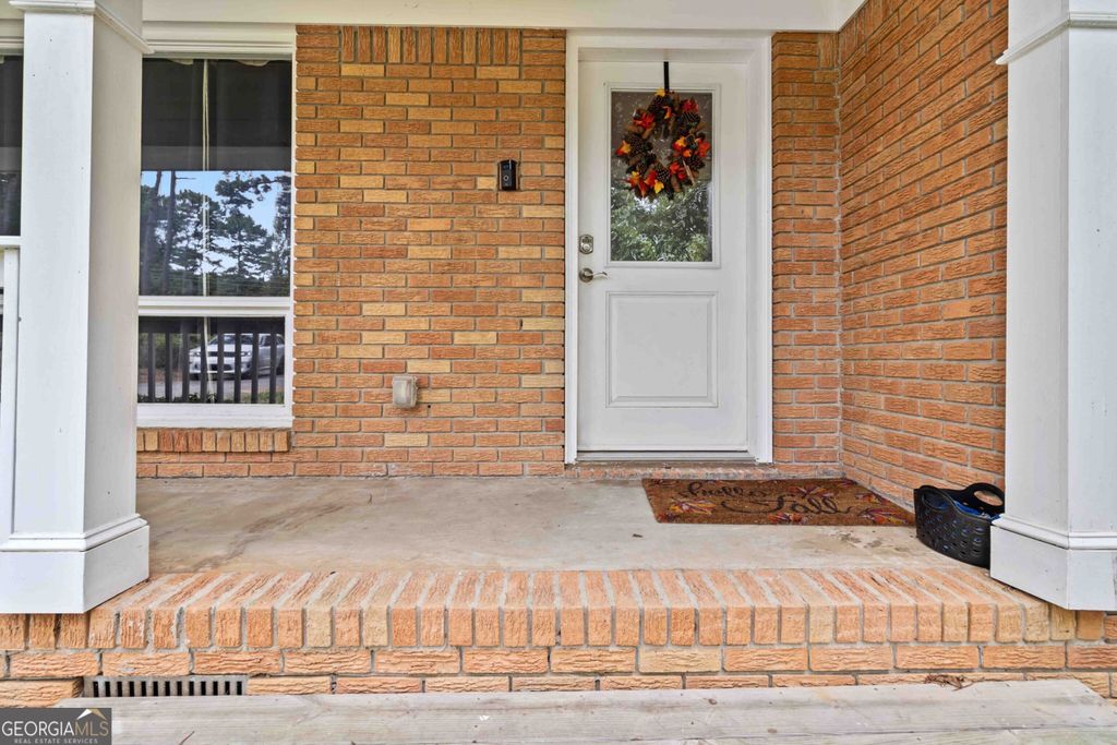 Photo of 1646 Highway 92 N, Fayetteville, GA 30214 (MLS # 10777096)