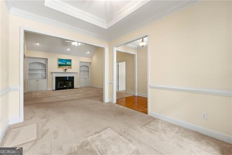 MaCland Square - Residential