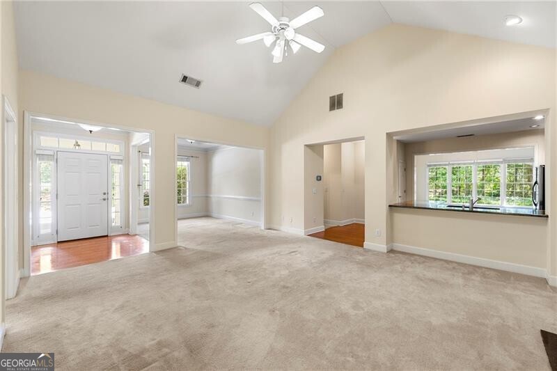 MaCland Square - Residential