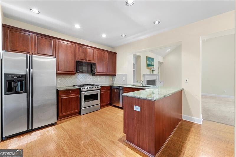 MaCland Square - Residential