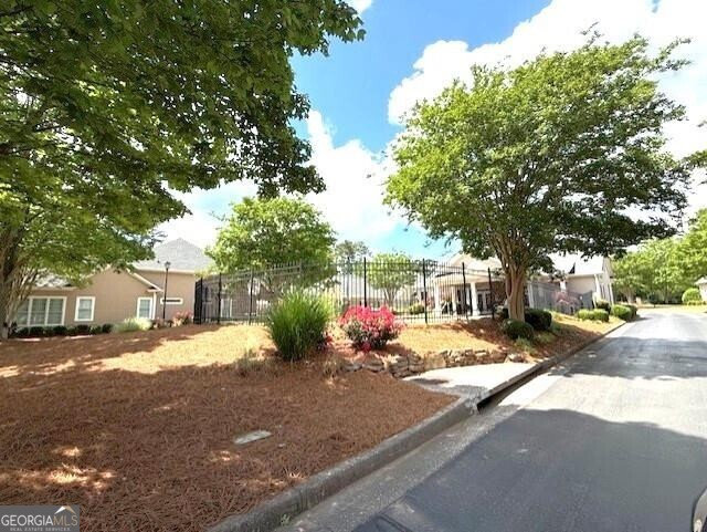 MaCland Square - Residential