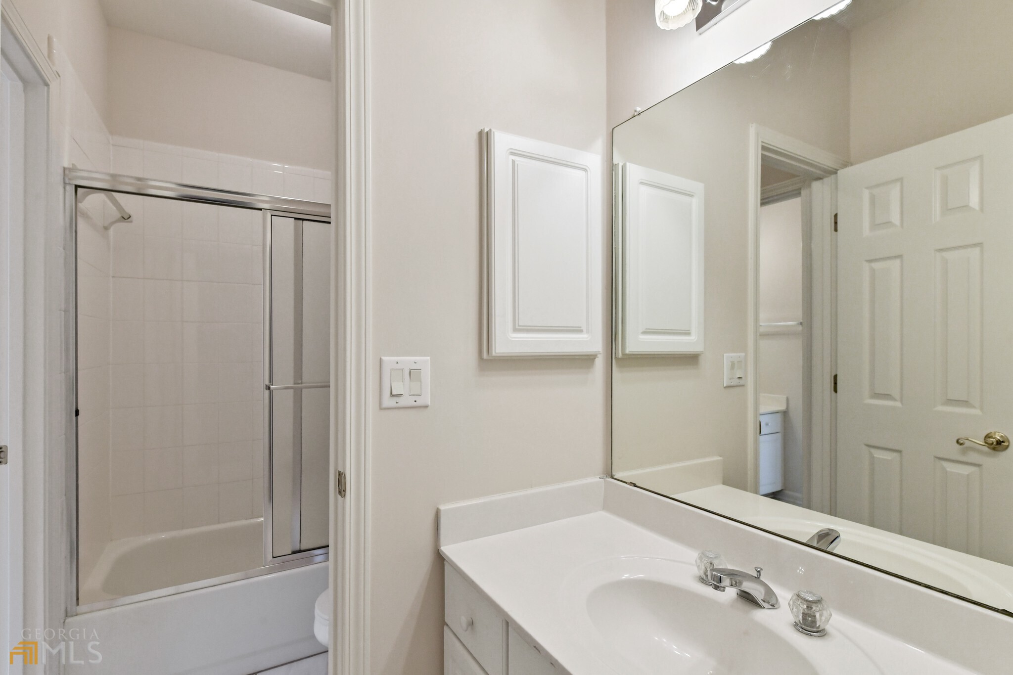 Windsor At Peachtree - Residential