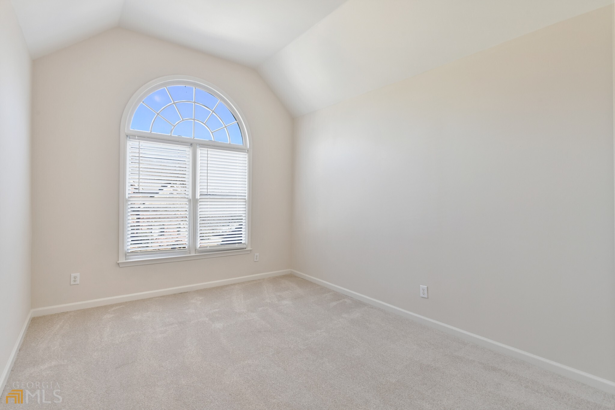 Windsor At Peachtree - Residential