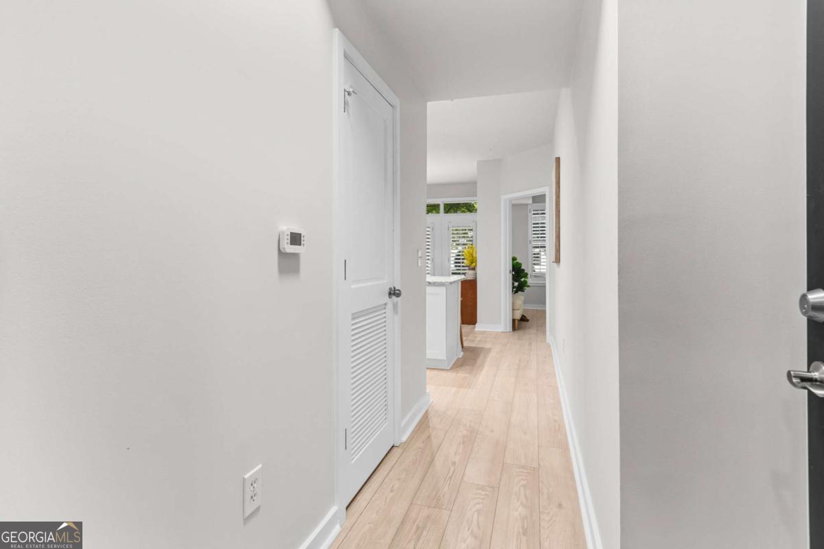 390 17th ST NW 2044